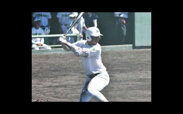 鳥取に190センチの規格外遊撃手。投手もこなし高卒プロ入りを狙う