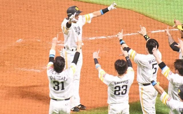 劇的サヨナラ弾の鷹・柳田も「一生忘れることはない」　選手に無形の力を与えたファンの存在