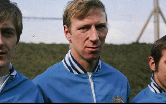 リーズの最多出場記録保持者でW杯優勝メンバーのジャック・チャールトン氏が85歳で他界