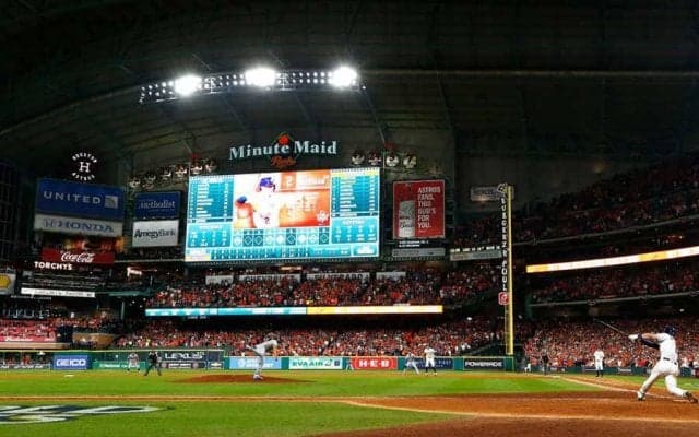 【MLB】ネット未設置は“サイン盗み”のため？　ファウル直撃訴訟でアストロズに逆風