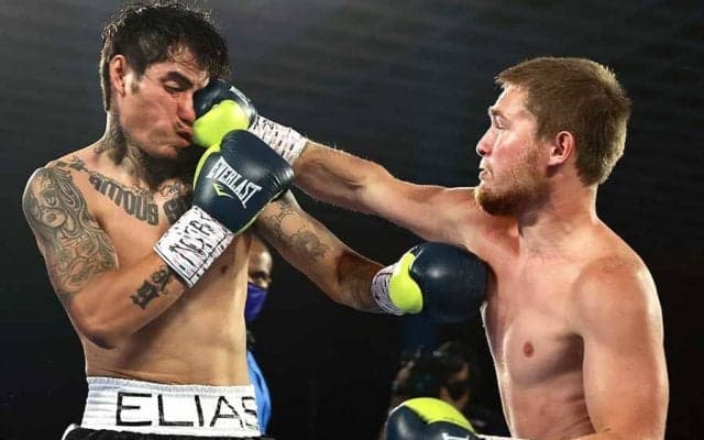 2人同時ダウンが反響拡大　米ボクシングの珍場面に注目「ロッキーvsクリードみたい」