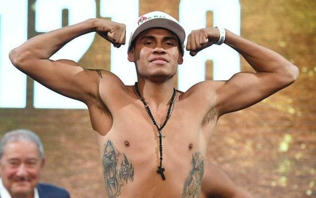 ナバレッテ、フェザー級転向を発表「即座に世界戦をしたい」　井上尚弥戦が遠のく道へ