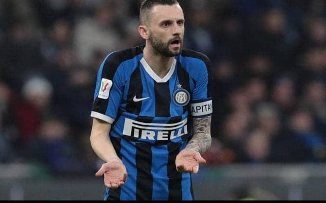 飲酒運転、赤信号無視、ナンバー違反でインテルMFブロゾビッチが免許取り消し