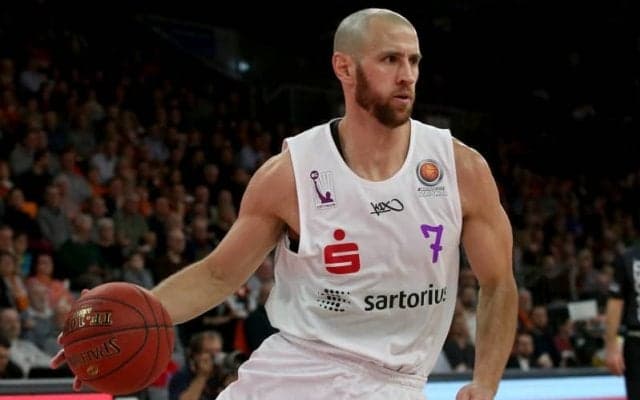 西宮ストークス、アメリカ出身のアレクサンダー・ルオフ獲得を発表