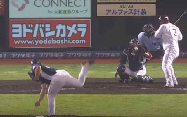 西武平良は「ミット壊す気だろ」　“ノーノー”投球集のエグい捕球音にファン注目