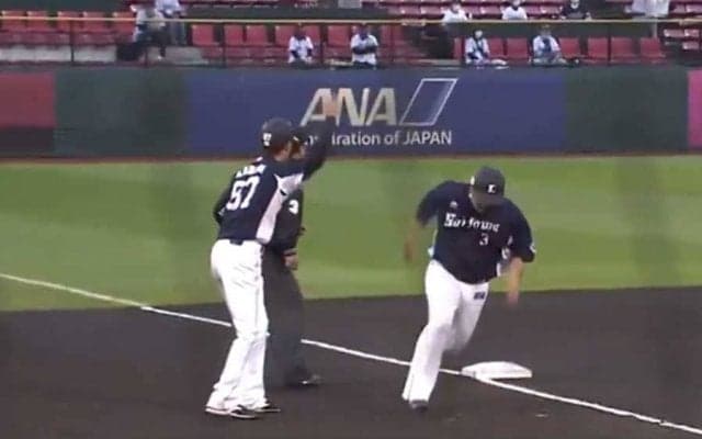 わずかなミスも逃さない　西武・黒田コーチに称賛殺到「凄いの一言」「打球判断神」