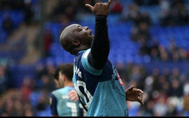 “世界最強のフットボーラー”FWアキンフェンワがウィコムと契約延長、自身初の2部挑戦へ