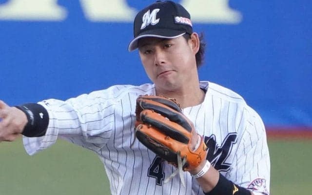 「さすが源田の後輩」　ロッテ藤岡“たまらん”継承の好守連発にファンも絶賛