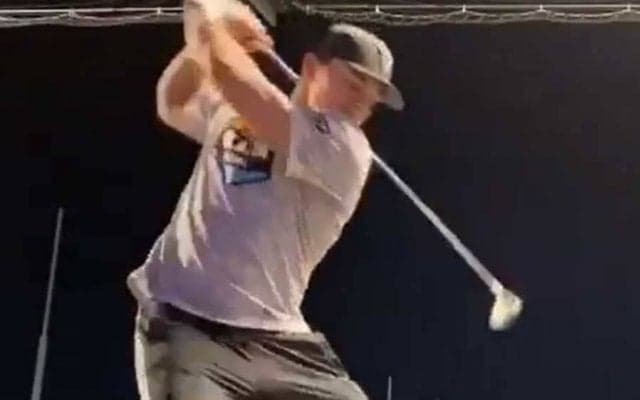 ゴルフで“振り子打法”　元野球選手の場外弾スイングに米衝撃「どれだけ飛んでるの」