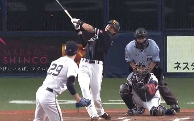 “異次元”な角度の天井弾から芸術アーチまで…鷹・柳田の規格外の本塁打が話題