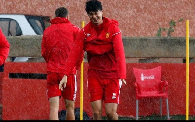 マジョルカ退団の韓国代表MFキ・ソンヨンが10年半にわたるヨーロッパでの挑戦を終えFCソウルへ復帰