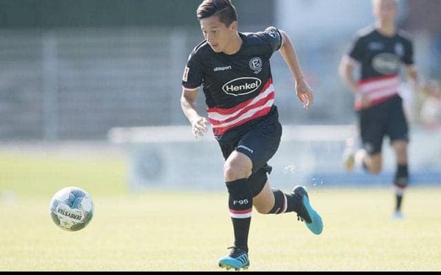 デュッセルドルフ、19歳アペルカンプ真大と契約延長