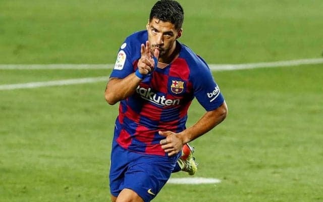 スアレス、35mから落下の1球を“神トラップ”　絶妙タッチに反響「ジダンのよう」