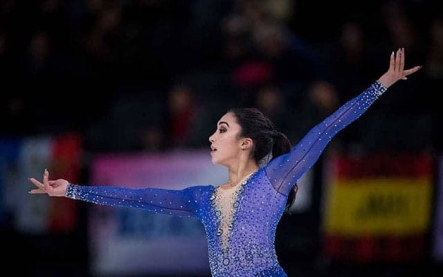 カナダのフィギュア金メダリストがミス・カナダへ　赤ドレス姿で感激「信じられません」