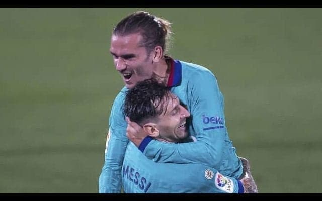 負傷中のグリーズマン 監督から許可貰い休暇へ