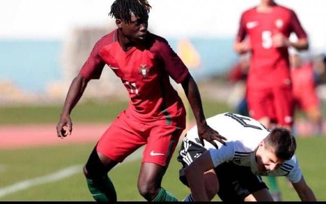 アーセナルが次世代クリロナに関心か スポルティングで史上最年少デビューの逸材