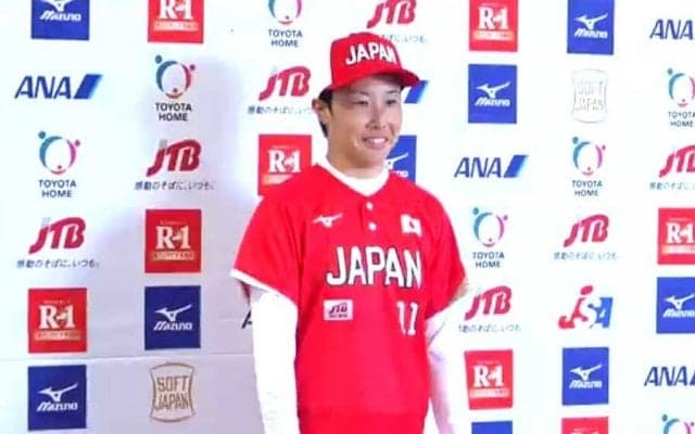 本来の五輪“開幕日”に新ユニでリスタート　ソフト女子・宇津木HCが語る不安と期待