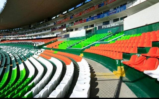 メキシコで壮大な勘違い?! ただのファンが新加入選手として報道されてしまう