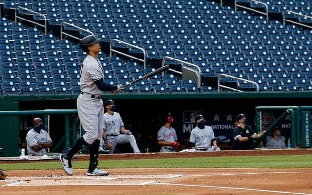 【MLB】ヤ軍、スタントン140メートル復活弾で開幕コールド勝利　4か月遅れで開幕