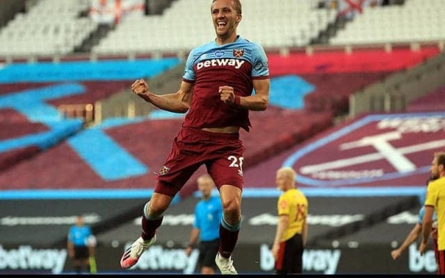 ウェストハム、今冬加入で主力定着のスーチェクを完全移籍で買い取り!　移籍金総額は25億円