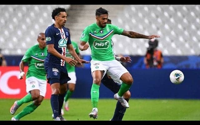 エムバペへの危険タックル   敵選手も退場を認めて謝罪「あれはレッド…」