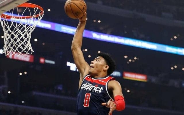 レイカーズ戦で八村塁が19得点！ 若きエースの奮闘に「彼は良くやってるよ」と指揮官