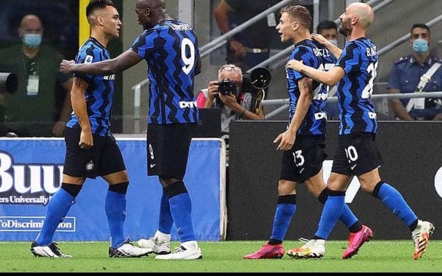 ナポリにシーズンダブル達成のインテルが連勝で2位を堅守！《セリエA》