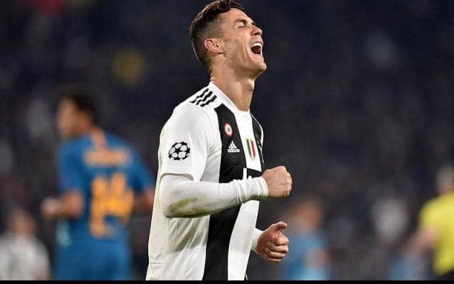 “股間パフォ”のお返しも！C・ロナウドが大逆転導く圧巻ハット【ハットトリック・ヒーローズ】