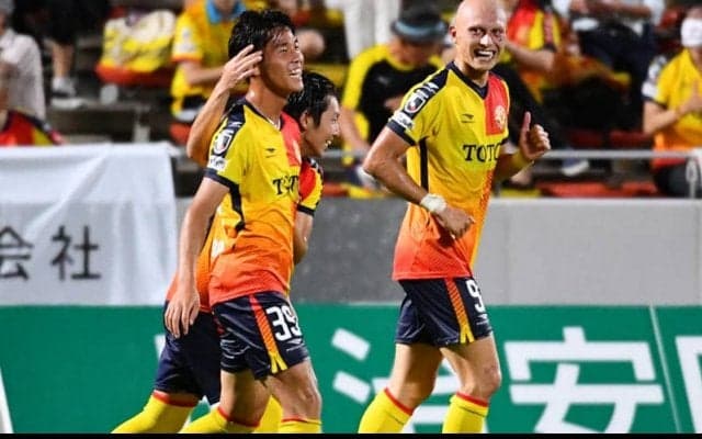 北九州が徳島を下し5位浮上！ 大宮は翁長のFK弾で無敗長崎を追走《J2》