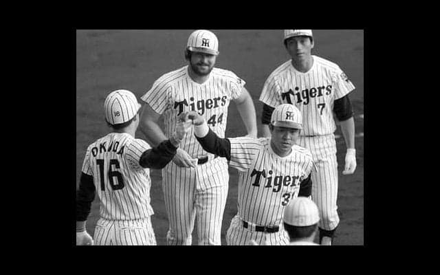 掛布、バースらが揃う阪神ベストナイン。八重樫幸雄が悩んだのは遊撃と外野