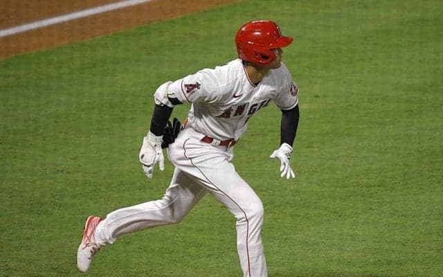 【MLB】大谷翔平、地面すれすれ“悪球打ち”に米記者も感嘆「どうやったらこのボールを…」