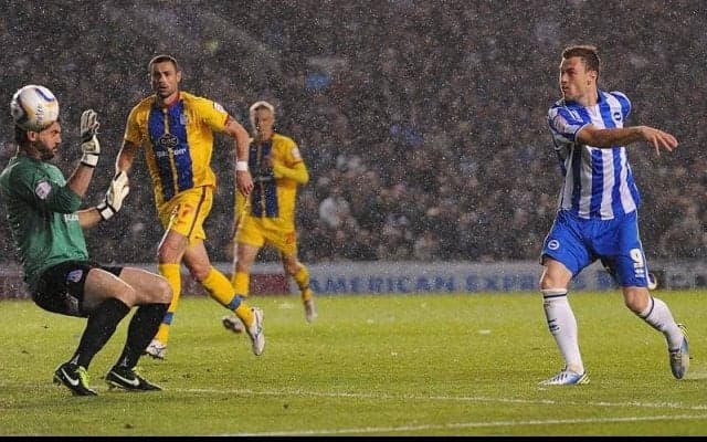 ミスじゃなくてセーブです！パレスのベテランGKスペローニが昇格プレーオフで見せた驚愕の片手セーブ【アンビリーバブル・セーブス】