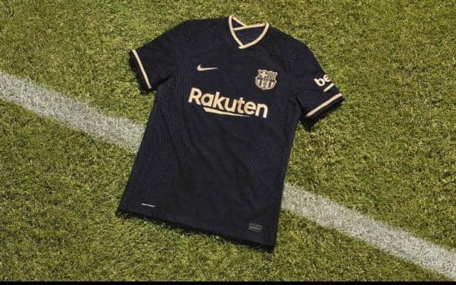 バルセロナ、新アウェイユニフォームはブラック＆ゴールド！