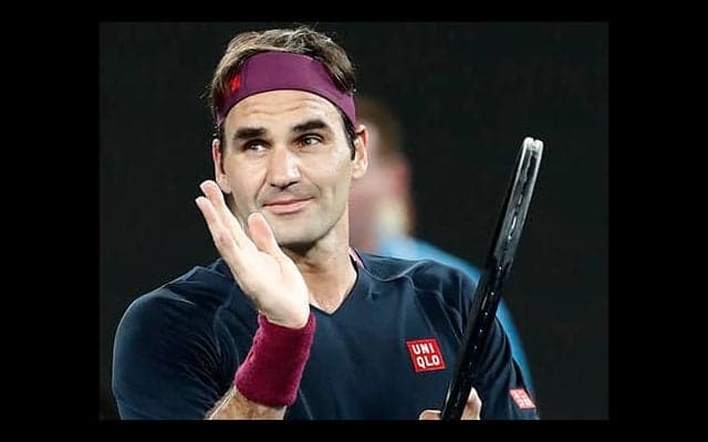  フェデラー 屋上で少女とテニス 