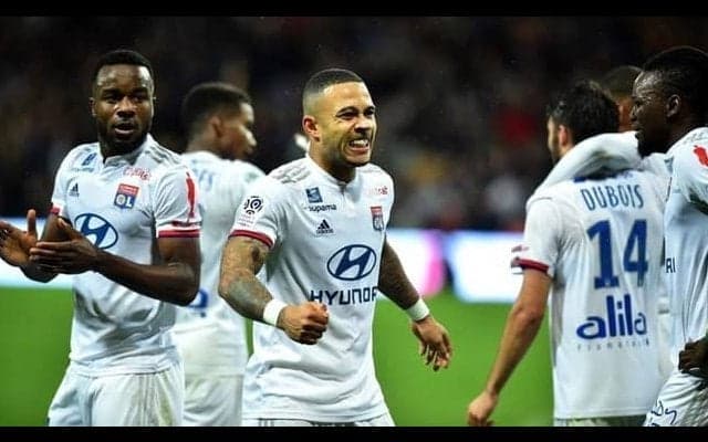 ドルトムント、サンチョ後釜はリヨンのオランダ代表FWか