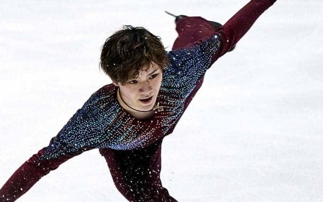 「知らない宇野昌磨」に戸惑い!?　愛犬の“画面越し応援”に反響「かわいい…!!」