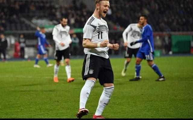 ウニオン・ベルリン、シャルケFWトイヒャートを獲得