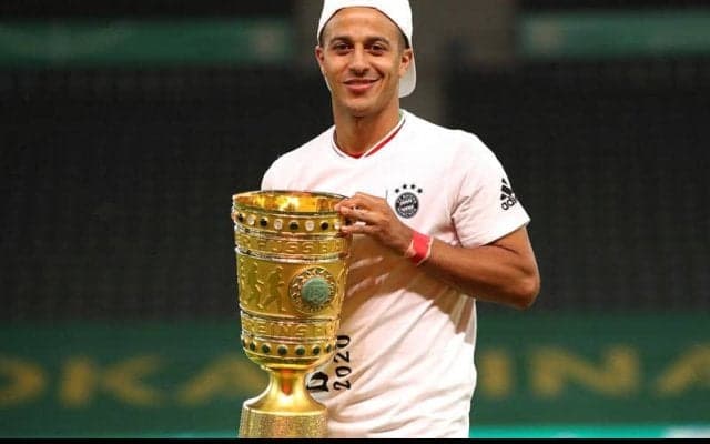 PSG、中盤強化の一手はチアゴ？ バイエルンが望む額に迫るオファー提示か