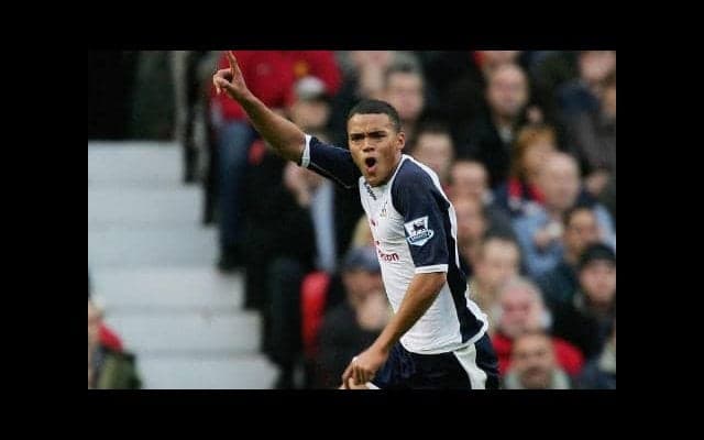 2000年代のスパーズを支えたジェナスの完璧FKにファン・デル・サールも反応できず！【ビューティフル・フリーキック】