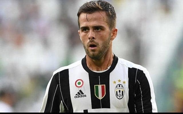 バルサ移籍のピャニッチが、ユベントスで決めたクラブ初ゴール【ファースト・ゴールズ】