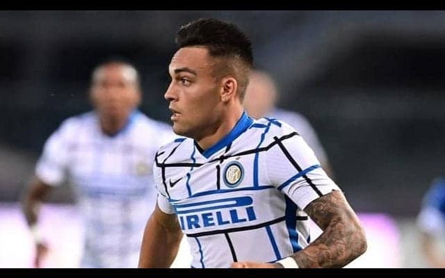 ラウタロがインテル残留を示唆？ファンを喜ばせるメッセージを発信