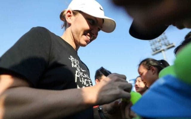 サイン入りテニスボールがスピーカーに？驚きのリサイクル