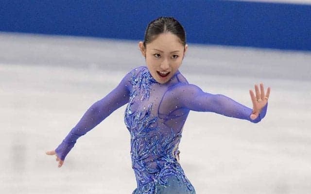 安藤美姫、愛娘との顔出し2ショット初公開　批判覚悟も海外選手は称賛「これこそ愛だ」