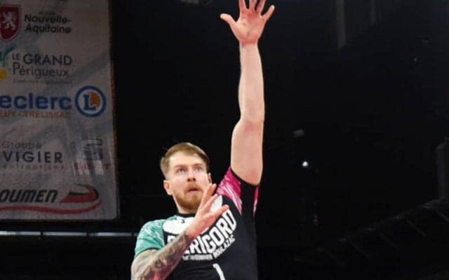 横浜ビー・コルセアーズ、チェコ代表PFのパトリック・アウダとの契約締結を発表