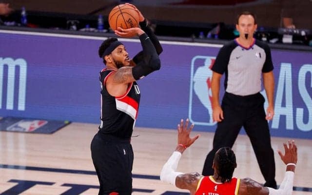 リラードが値千金の3ポイントを沈めたカーメロを絶賛「彼は殿堂入りする選手だ」