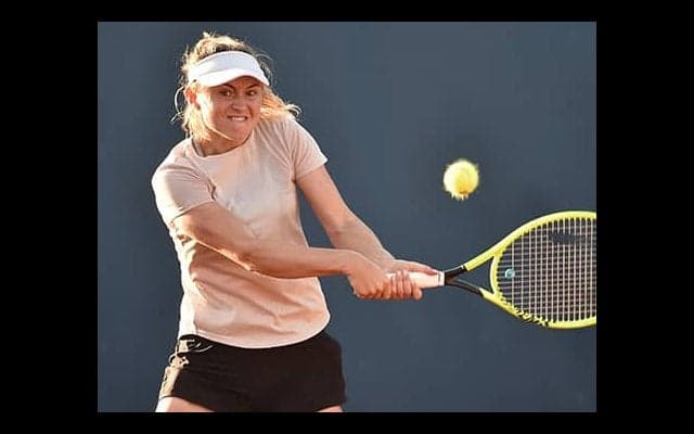  「良いプレーできた」再開戦8強へ 