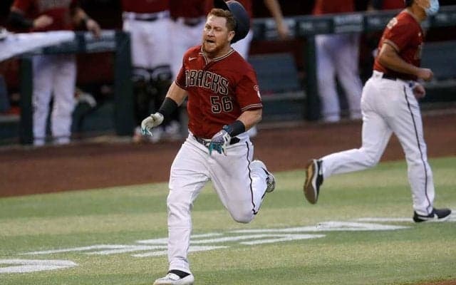 【MLB】大谷元同僚が珍ランニング弾　慌てる外野陣に米反響「完璧な跳ね返り」「中堅手は？」