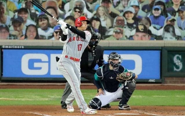 【MLB】大谷翔平、第1打席で先制ソロ　右前腕筋損傷初打席で左翼席へ107メートル弾