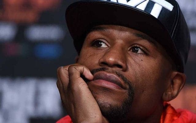 メイウェザーが世界王者に熱血指導　“最強タッグ”に期待の声「この映像が大好きだ」