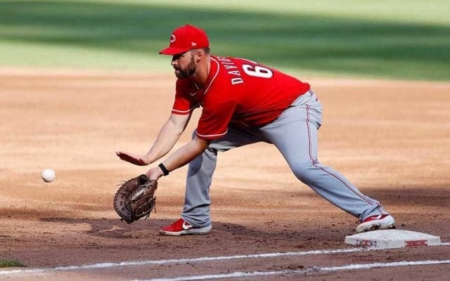 MLBでも野手が登板　“ゆるゆる111km変化球”の奪三振に米称賛「今季最高の救援」